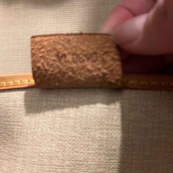 Louis Vuitton excursion monogram bag. - Picture 9 of 9